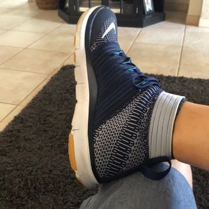 Meet your Posher, Eddie